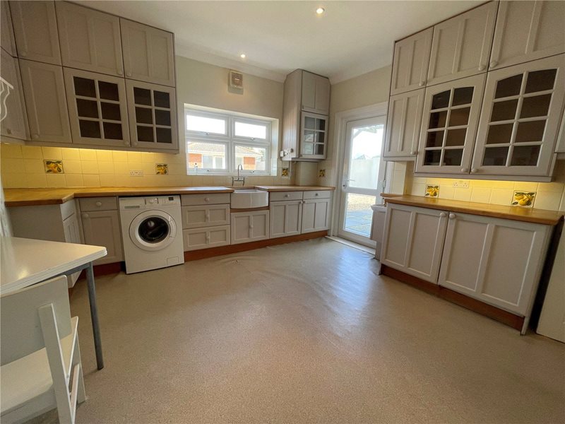 Hurst Road, Milford on Sea, Lymington, Hampshire, SO41