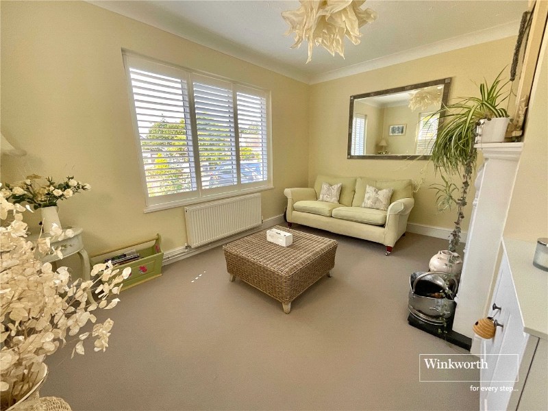 Shelley Close, Highcliffe, Dorset, BH23