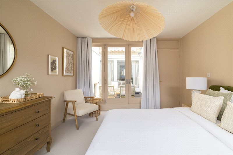 Porchester Square, London, W2