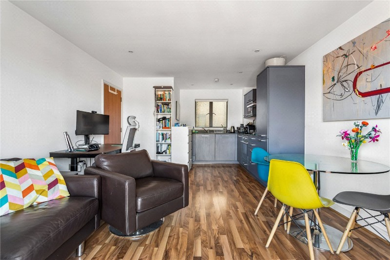Kings Quarter Apartments, Copenhagen Street, London, N1