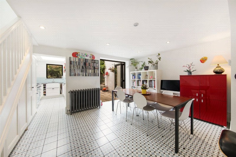 Calverley Grove, London, N19