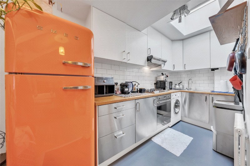 Randolph Avenue, London, W9