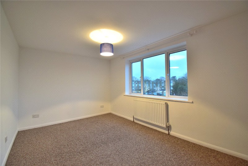 Hook Parade, Station Road, Hook, RG27