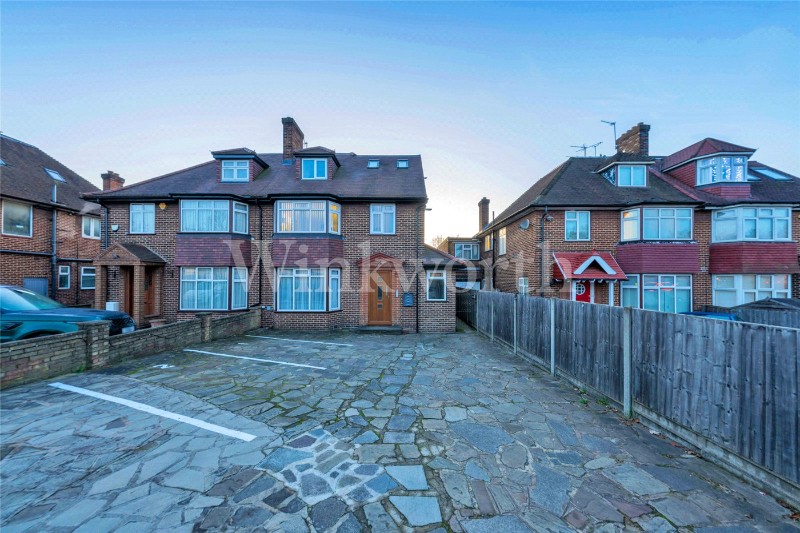 Hendon Way, London, NW2