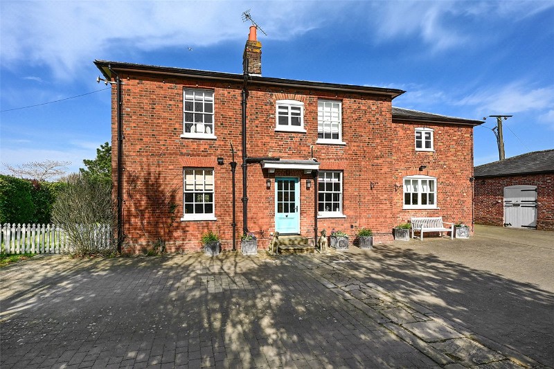 Howe Lane, Binfield, Bracknell, Berkshire, RG42