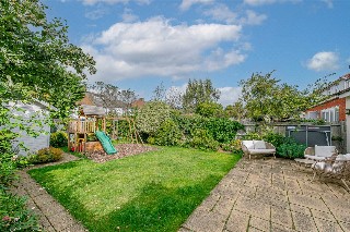 Dawson Road, London, NW2