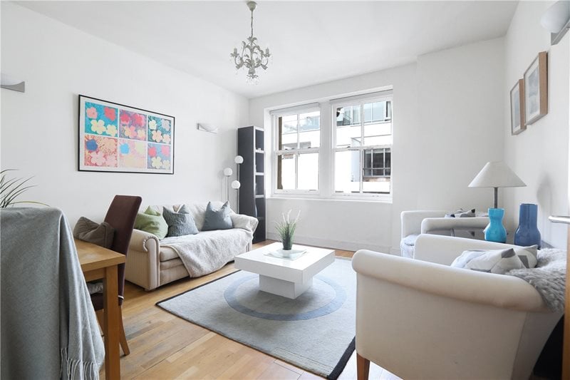 Farringdon Road, London, EC1M
