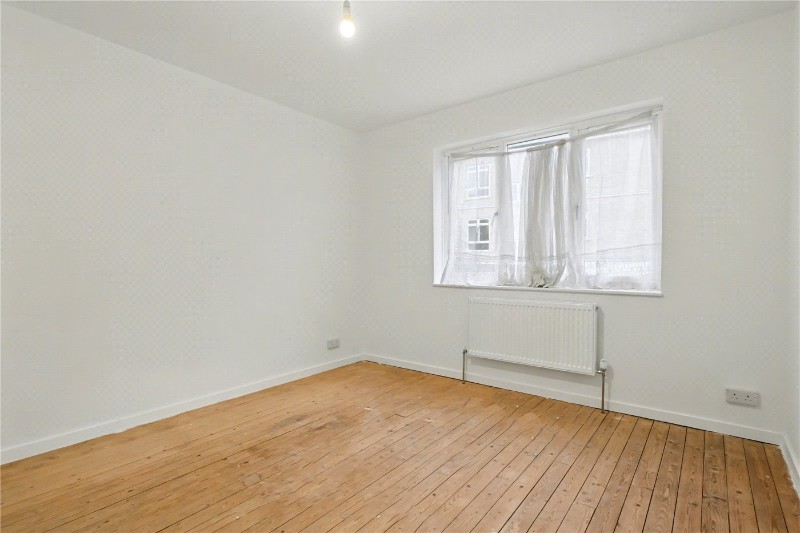 Aldeburgh Close, London, E5