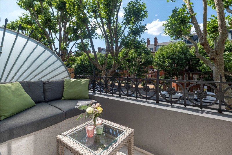 Elgin Avenue, London, W9