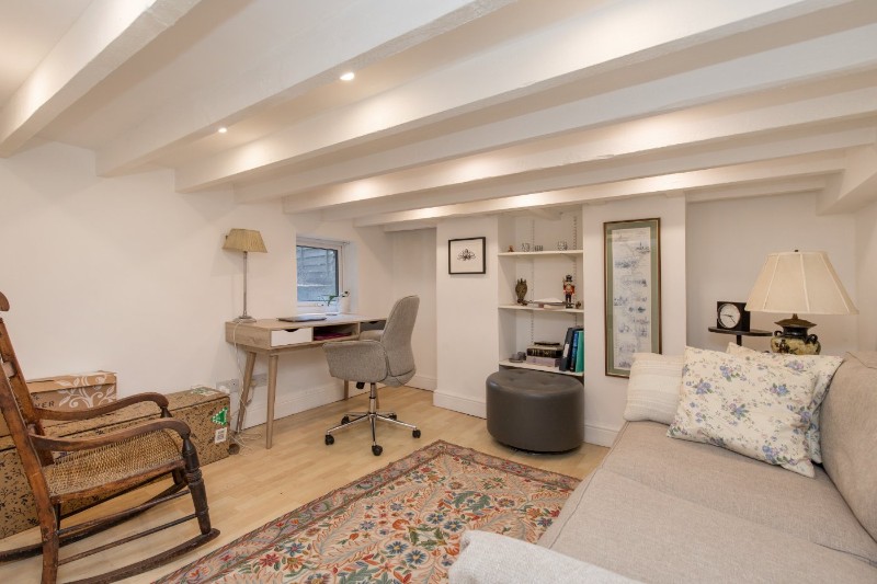Cromford Road, Putney, London, SW18