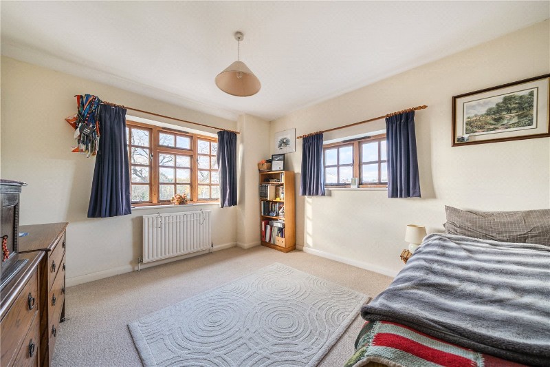 School Hill, Seale, Farnham, Surrey, GU10