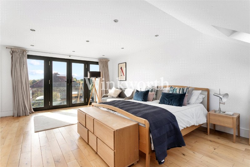 Fox Lane, London, N13