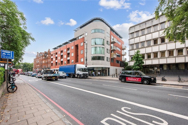 Holloway Road, London, N7