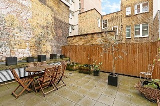 Dufours Place, London, W1F