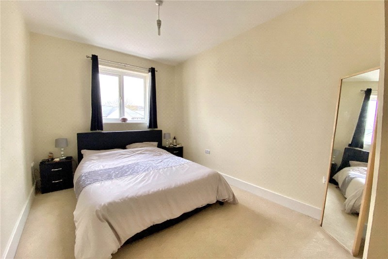 Bassetsbury Lane, High Wycombe, HP11