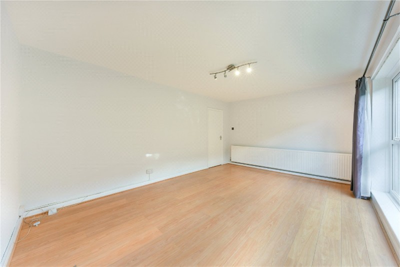 Oxbridge Court, Oxford Road North, Chiswick, W4