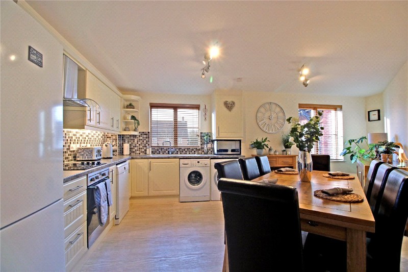 Hamilton Court, Trafalgar Square, Poringland, Norwich, NR14