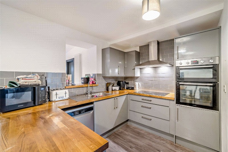 Fifth Avenue, Bristol, BS7