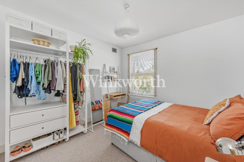 Woodside Gardens, London, N17
