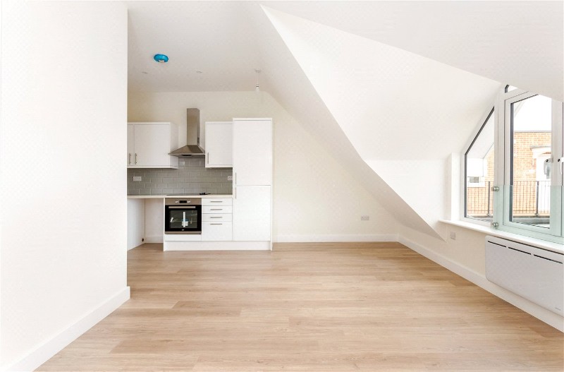 Lymington Road, Highcliffe, Christchurch, Dorset, BH23