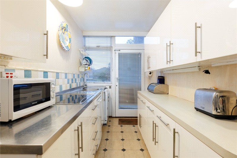 Arlesey Close, London, SW15