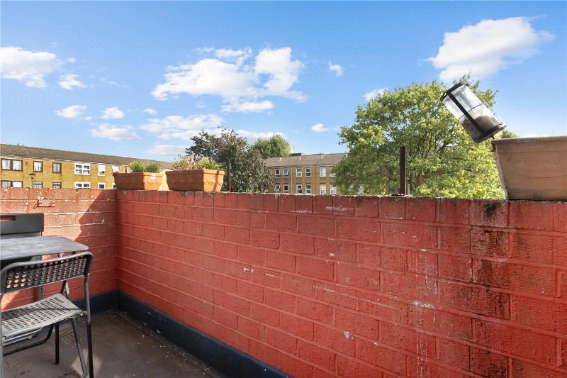 Houghton Close, London, E8
