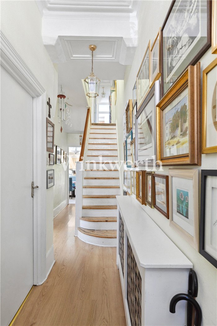 Hewitt Road, London, N8