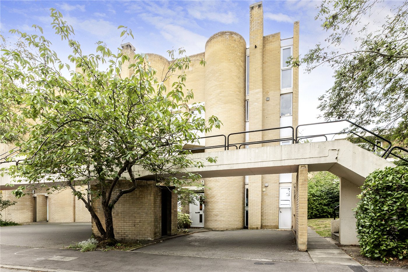 Apex Close, Beckenham, BR3