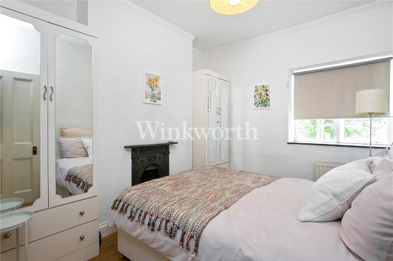 Queens Drive, London, N4