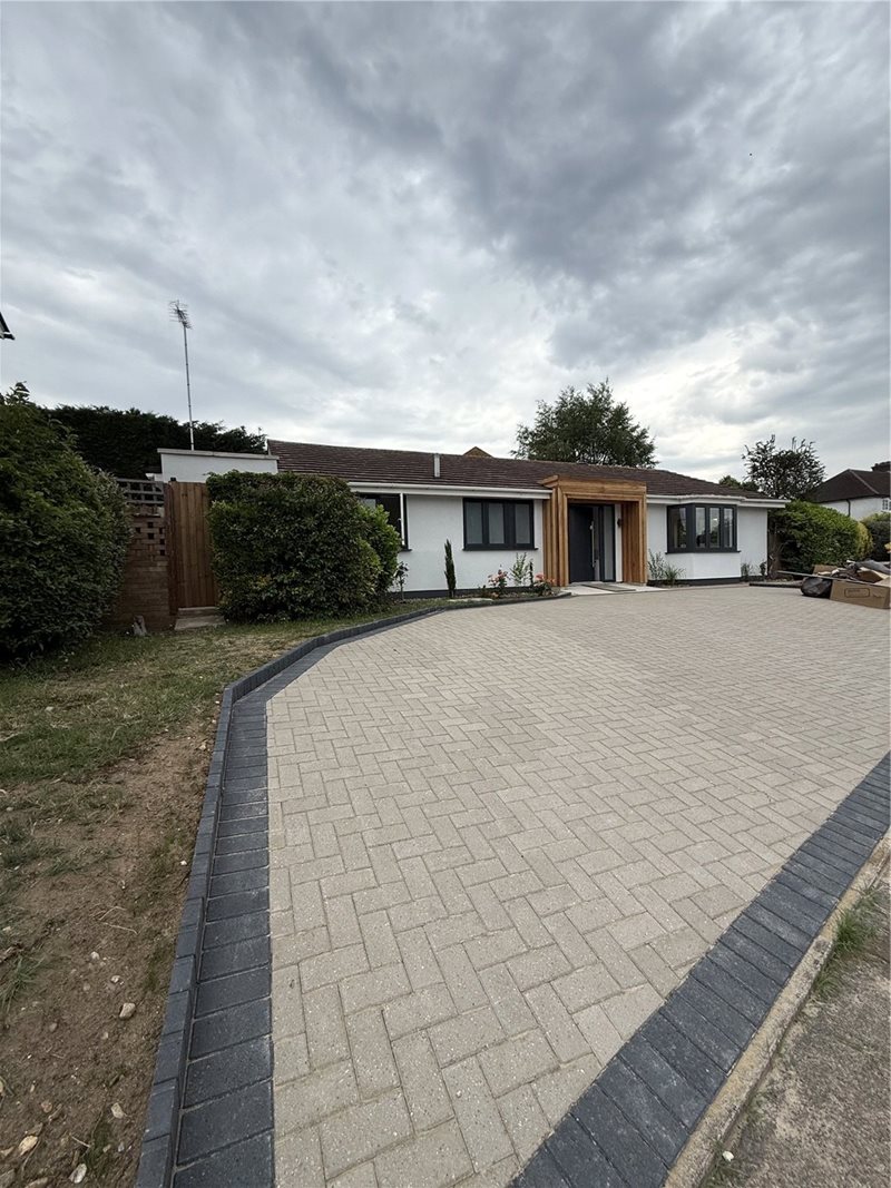 Four Wents, Cobham, Surrey, KT11
