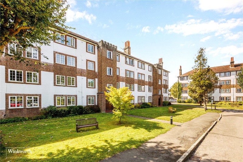Gloucester Court, Kew Road, Kew, TW9