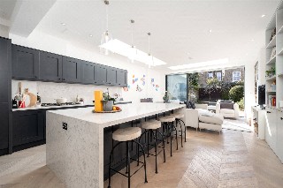 Chelverton Road, London, SW15