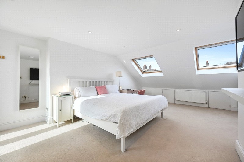 Aycliffe Road, London, W12