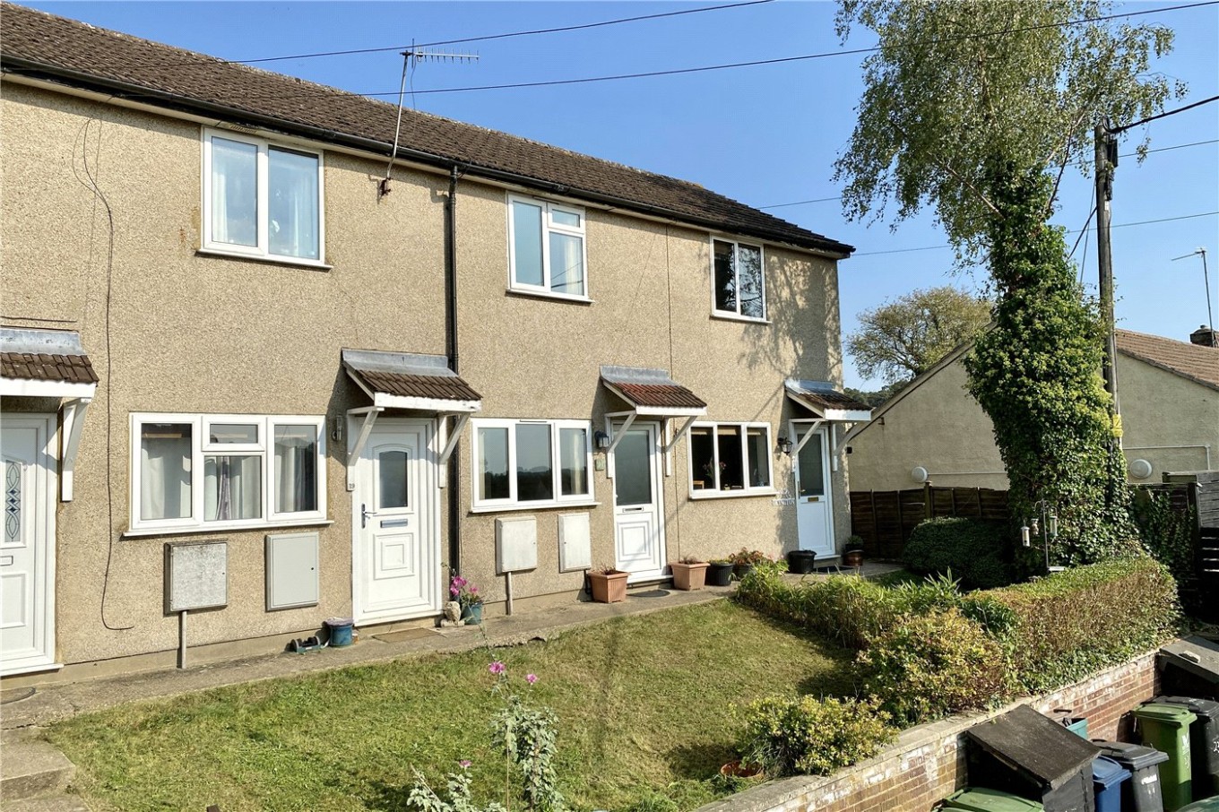 1 bedroom property for sale in Hill Farm Approach, Wooburn Green, High