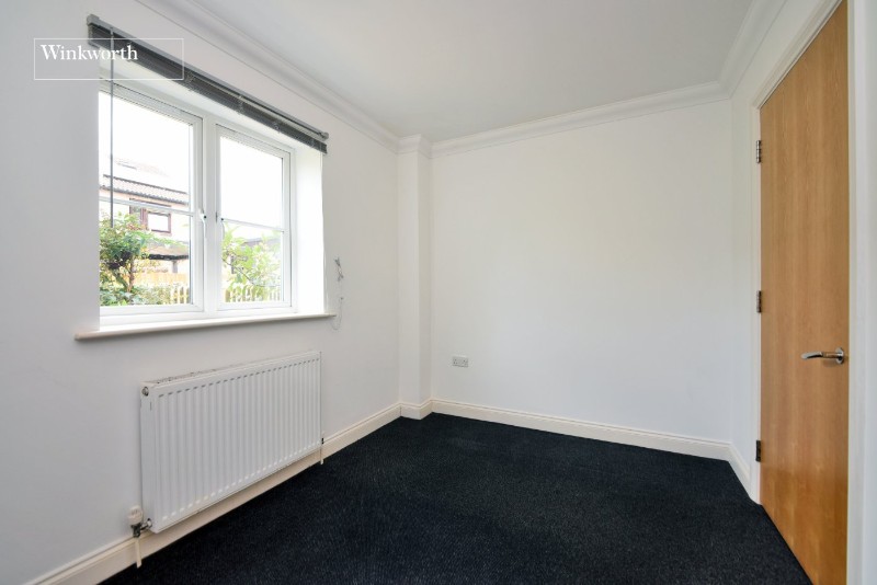 Tegan Close, Sutton, SM2