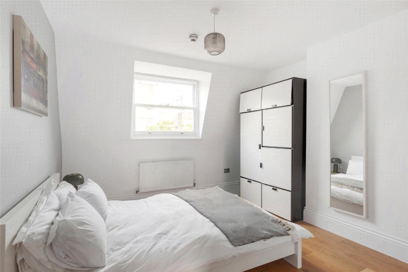 Kennington Park Road, London, SE11