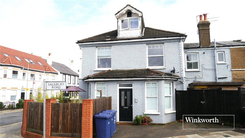 Alston Road, High Barnet, EN5