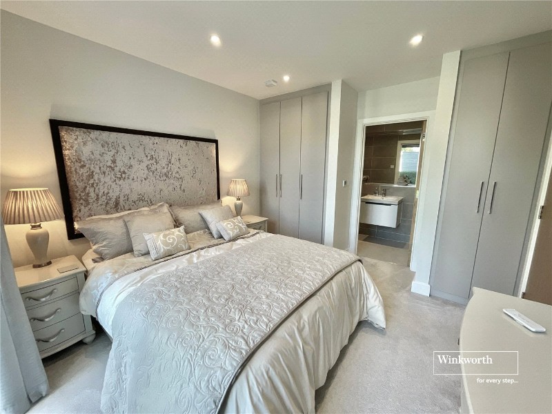 Needles Watch, 6 Wharncliffe Gardens, Highcliffe-On-Sea, Dorset, BH23