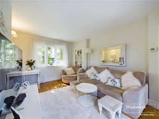 Roe End, Kingsbury, London, NW9