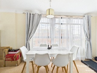 Kennet Street, Reading, Berkshire, RG1