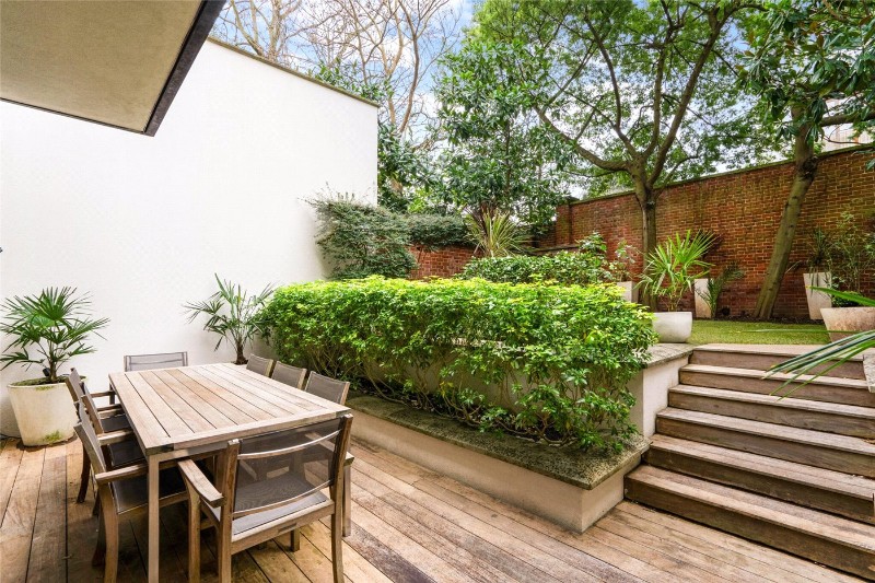 Thornwood Gardens, Kensington, London, W8
