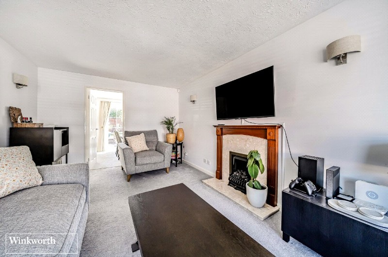 Magnus Drive, Hatch Warren, Basingstoke, RG22
