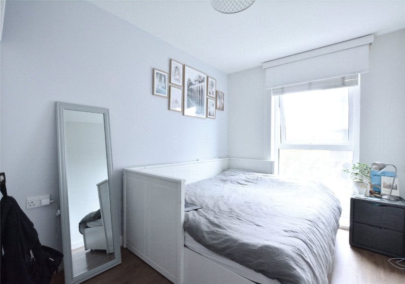 Tarves Way, London, SE10
