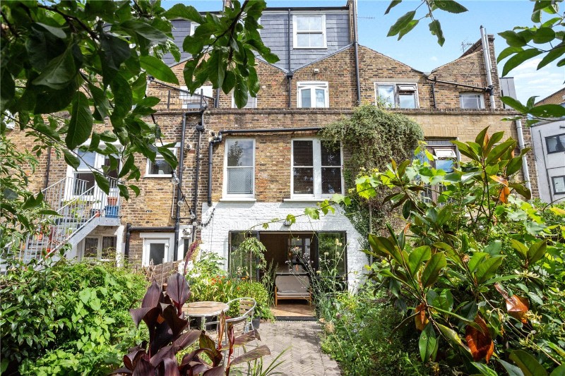 Nevill Road, London, N16