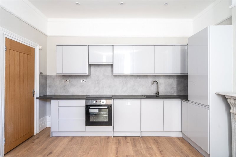 Deronda Road, London, SE24