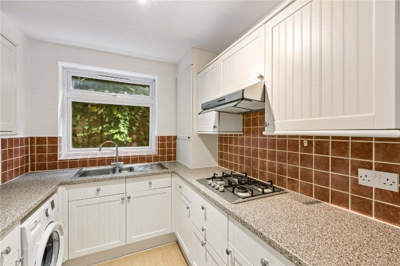Holden Road, Woodside Park, London, N12