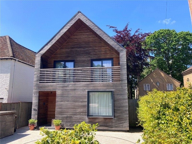 New Wokingham Road, Crowthorne, Berkshire, RG45
