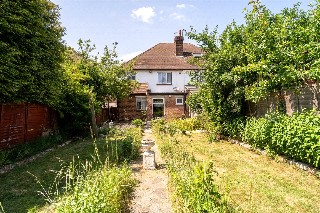 Christian Fields, London, SW16