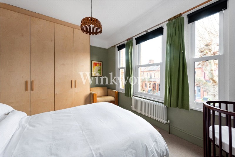 Lymington Avenue, London, N22