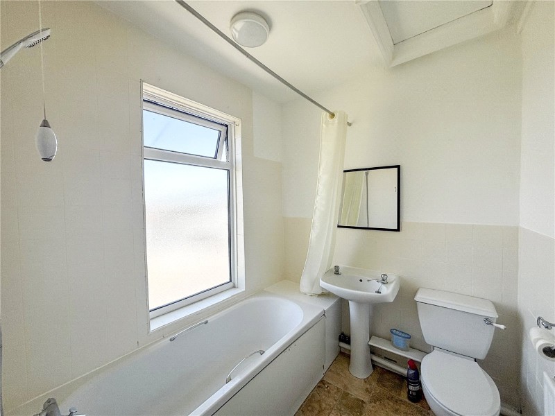 Cedar Road, Benfleet, Essex, SS7